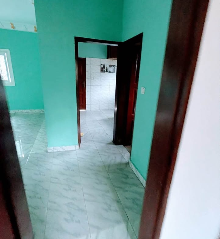 Appartement 2 chambres à Soa avant l’université