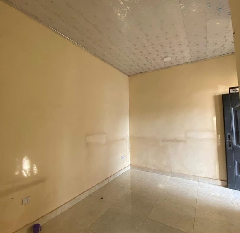 Magnifique studio disponible dans un camp à Garoua Djamboutou