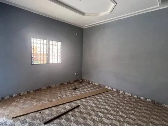 Studio disponible dans un camp de 3 personnes au Plateau Garoua