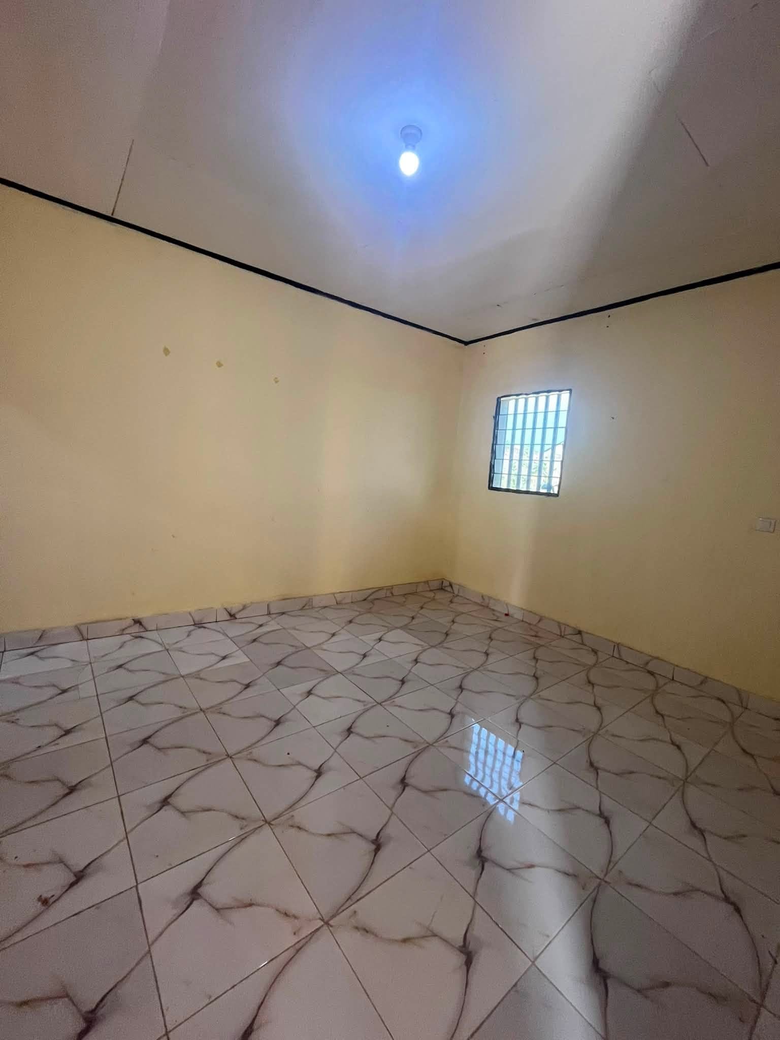 magnifique studio disponible au Camp chinois à Garoua