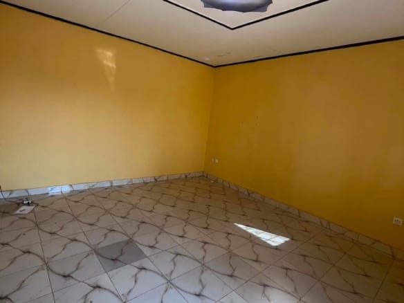 magnifique studio disponible au Camp chinois à Garoua