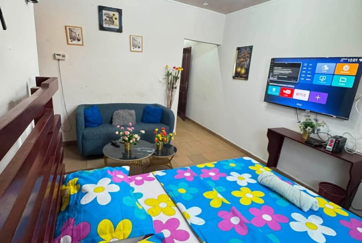 Chambre meublée de charme à Mvog-Mbi Coron
