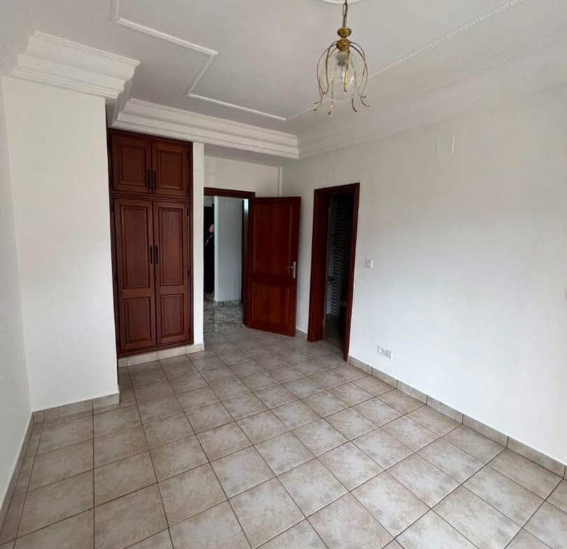 APPARTEMENT HAUT STANDING À LOUER, YAOUNDÉ BASTOS