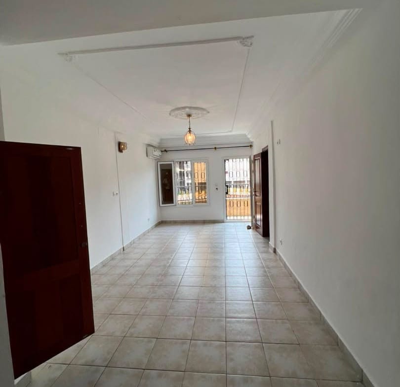 APPARTEMENT HAUT STANDING À LOUER, YAOUNDÉ BASTOS