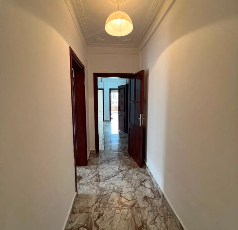 APPARTEMENT HAUT STANDING À LOUER, YAOUNDÉ BASTOS