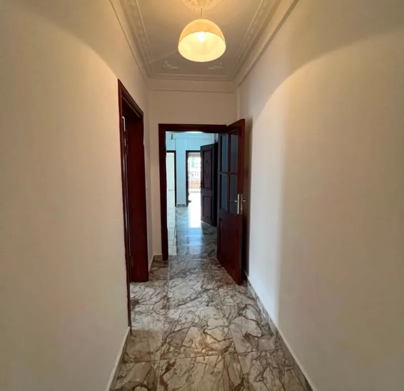 APPARTEMENT HAUT STANDING À LOUER, YAOUNDÉ BASTOS