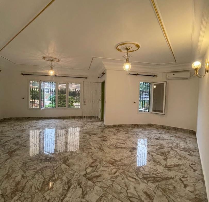 APPARTEMENT HAUT STANDING À LOUER, YAOUNDÉ BASTOS