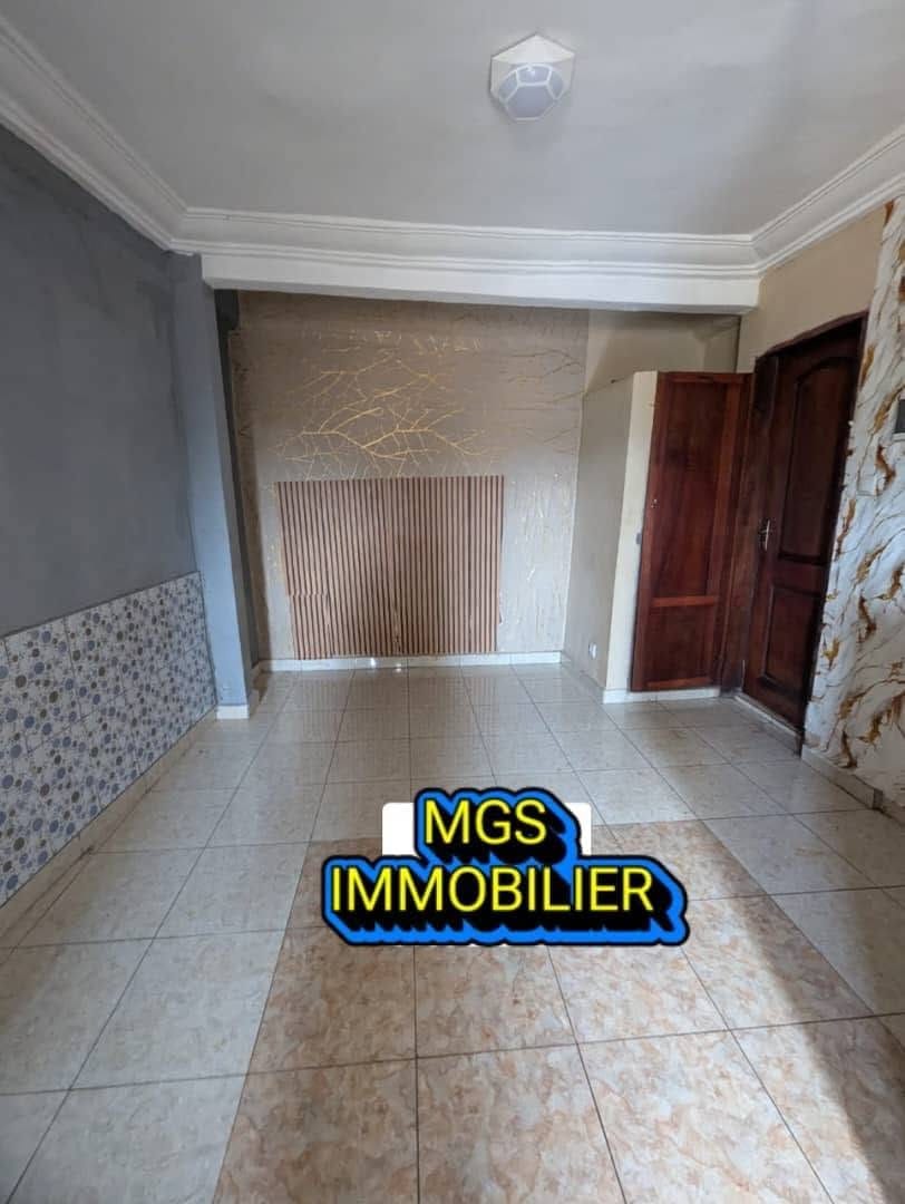Chambre ultra moderne à louer aux environs des Brasseries, Bafoussam