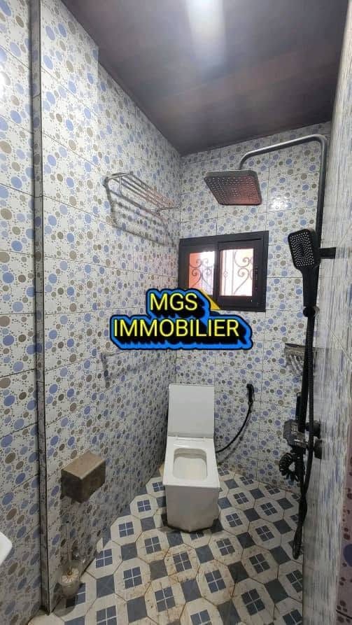 Studio moderne à louer à Bafoussam Quartier Haoussa