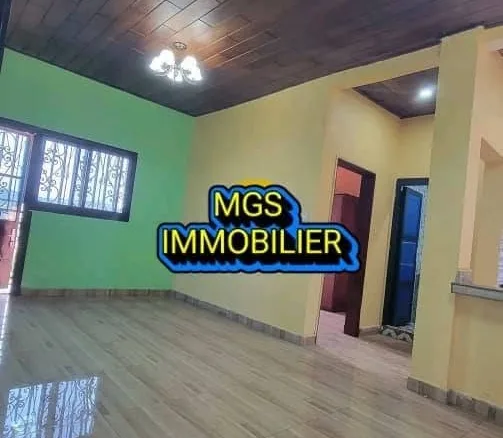 Studio moderne à louer à Bafoussam Quartier Haoussa