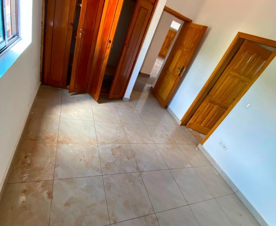 Appartement moderne de 3 chambres à louer, Ngousso Yaoundé