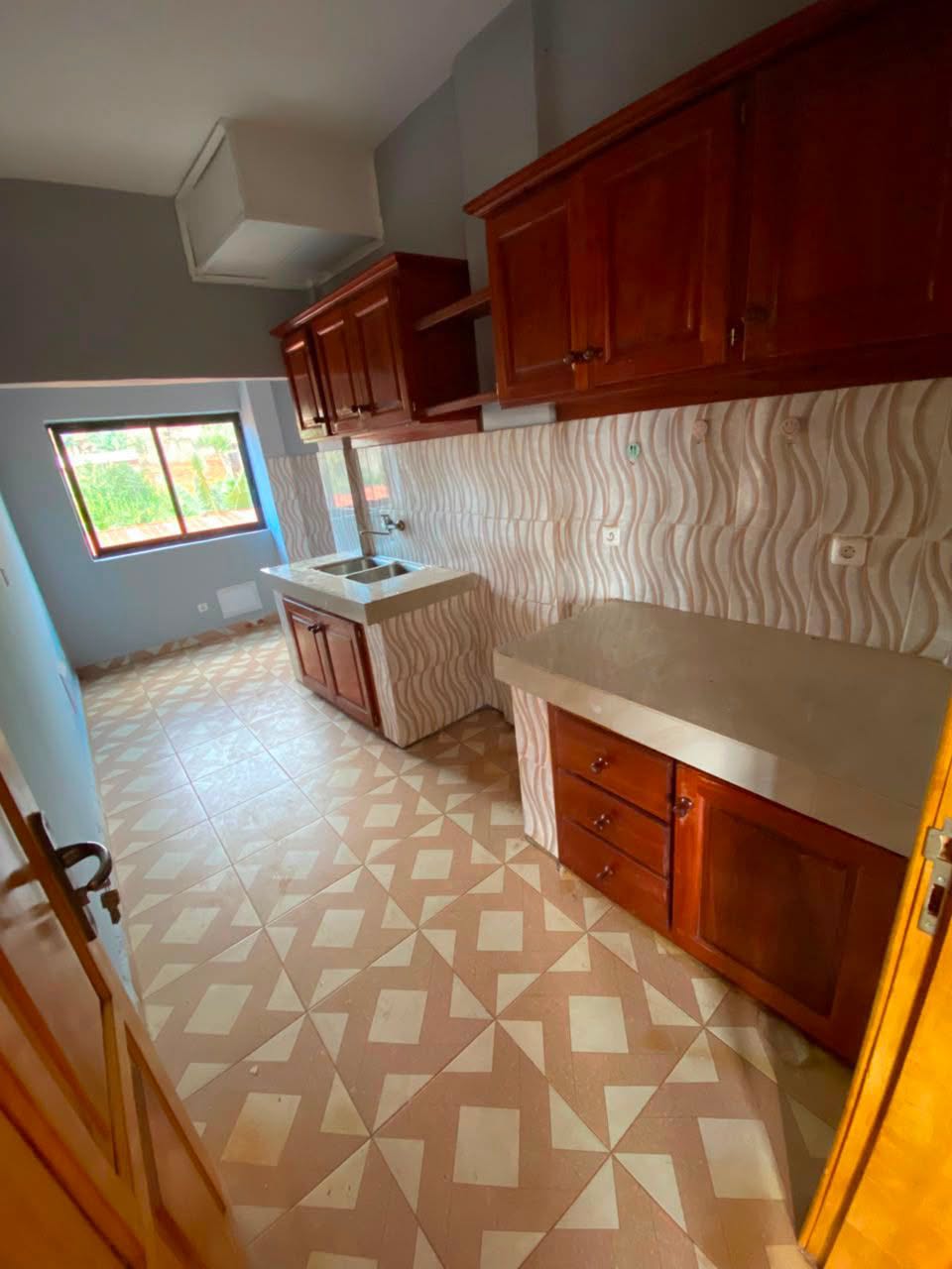 Appartement moderne de 3 chambres à louer, Ngousso Yaoundé