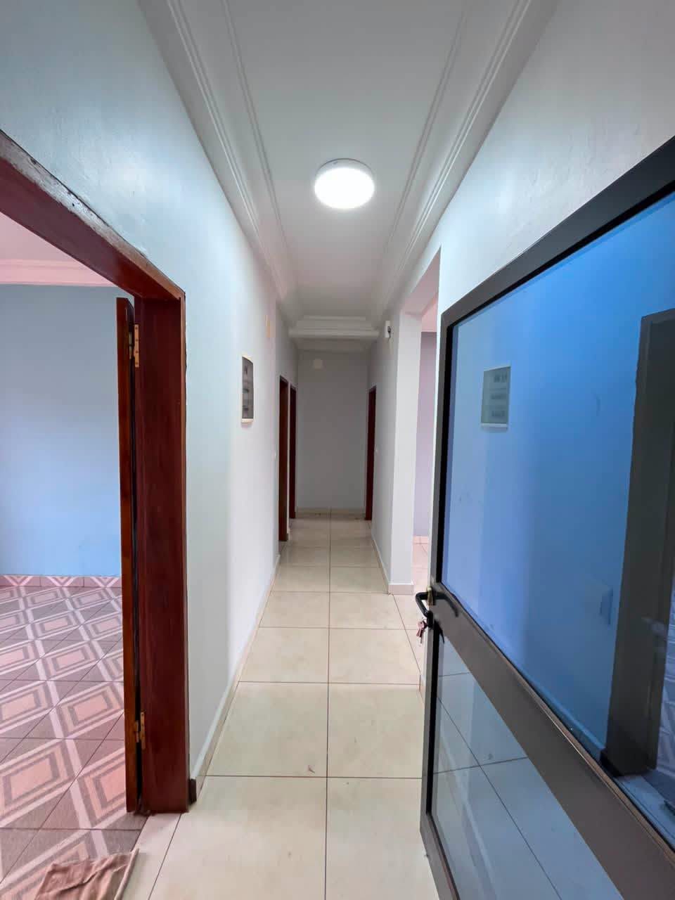 Appartement 2chambres à 140000 fcfa, Yaoundé Messassi