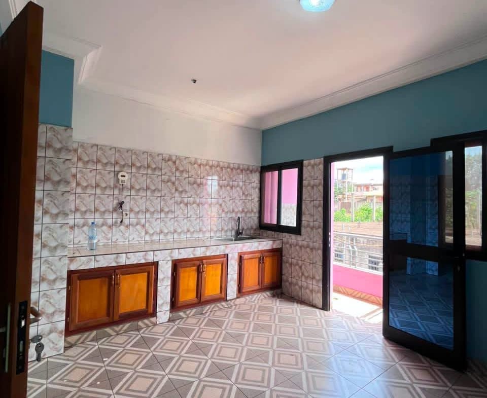 Appartement 2chambres à 140000 fcfa, Yaoundé Messassi