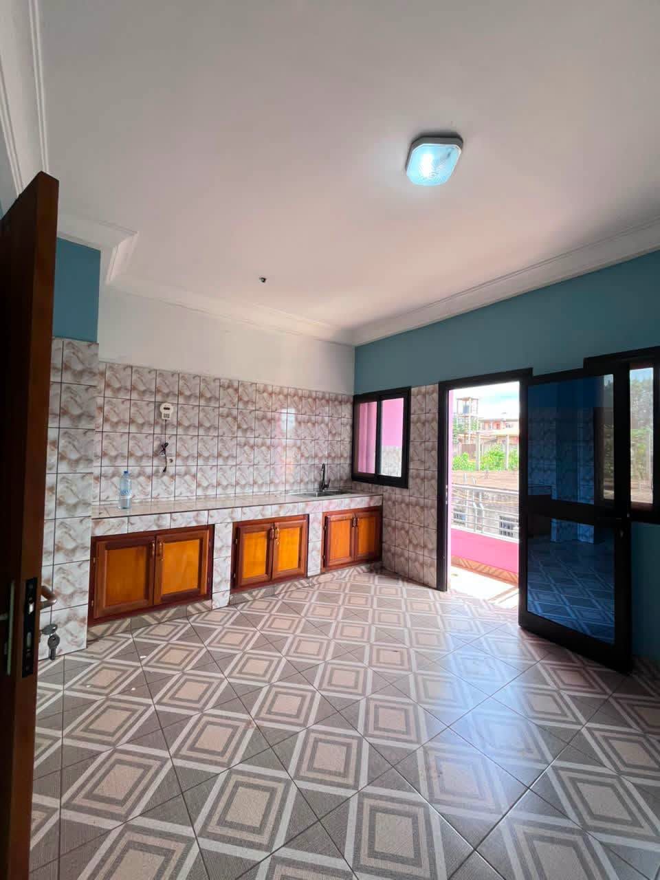 Appartement 2chambres à 140000 fcfa, Yaoundé Messassi