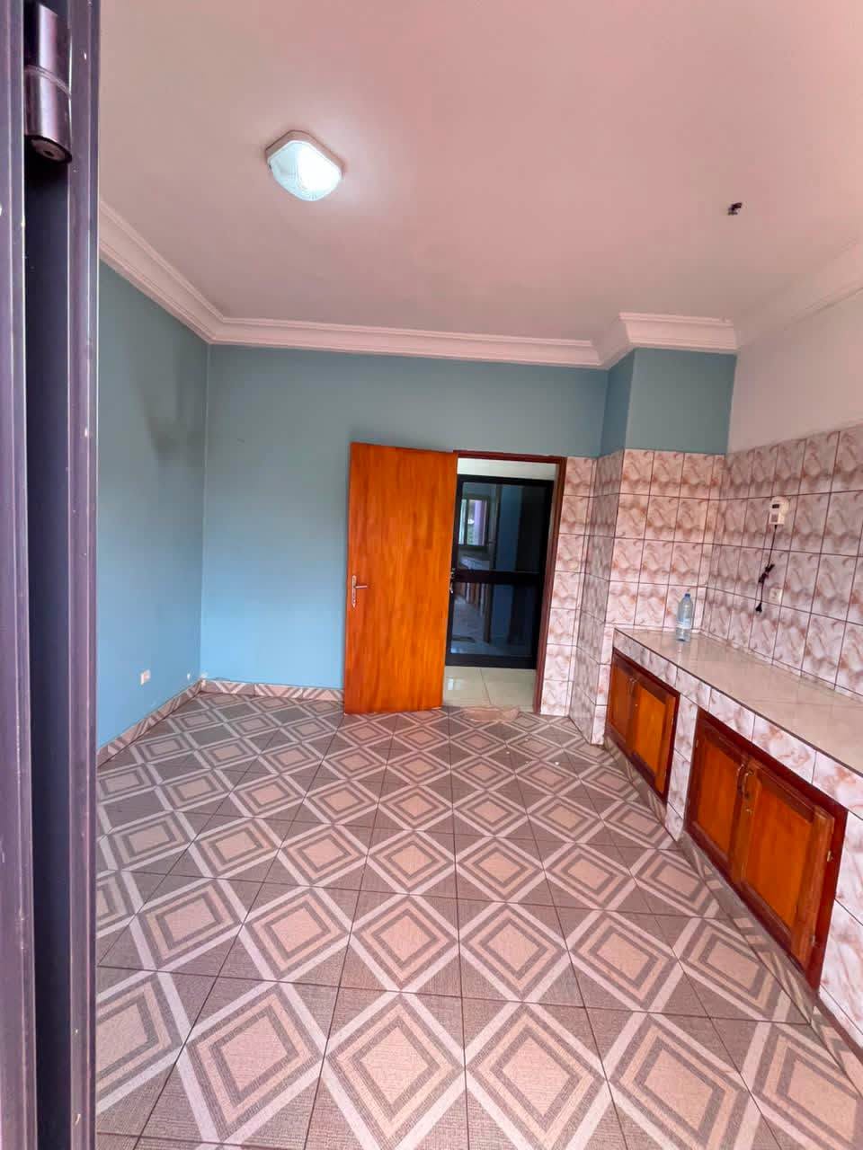 Appartement 2chambres à 140000 fcfa, Yaoundé Messassi