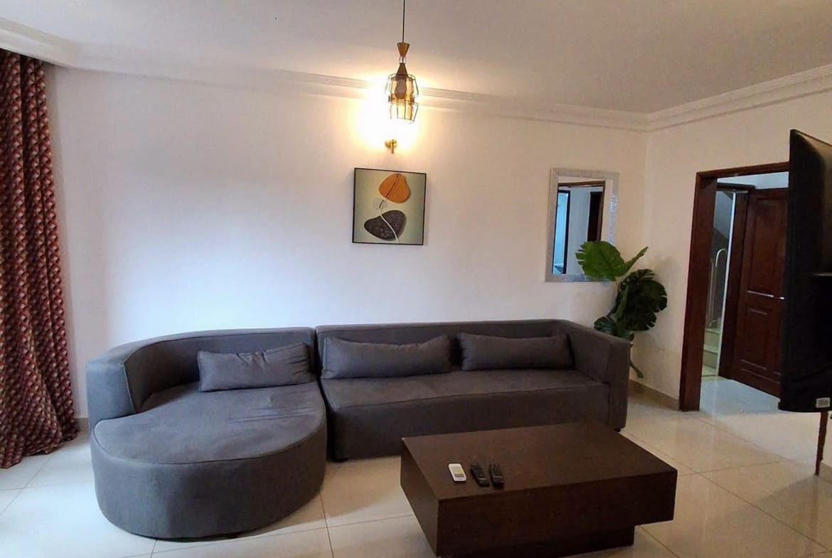 Appartement meublé 2 chambres à louer à Yaoundé Elig Essono