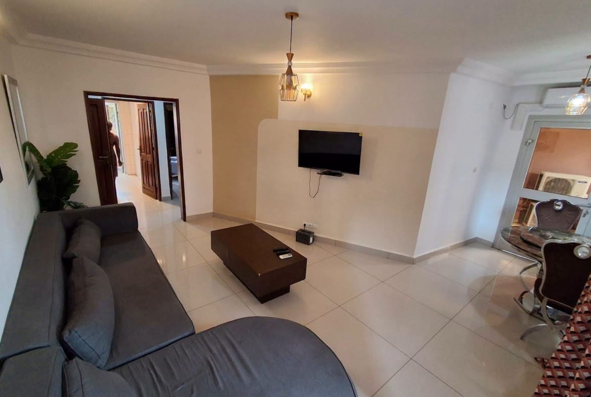 Appartement meublé 2 chambres à louer à Yaoundé Elig Essono