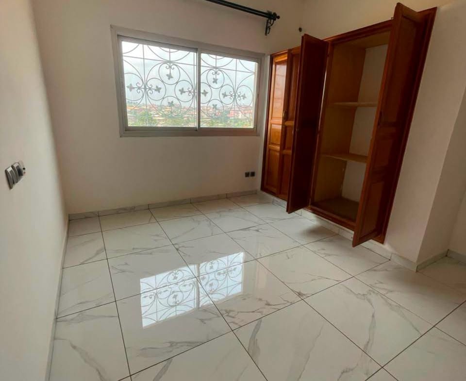 Appartement haut standing 3 chambres, Yaoundé Mimboman