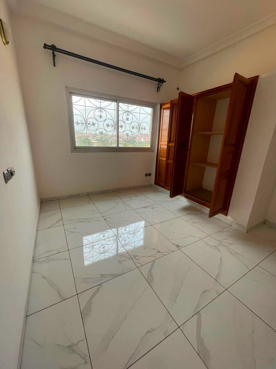 Appartement haut standing 3 chambres, Yaoundé Mimboman