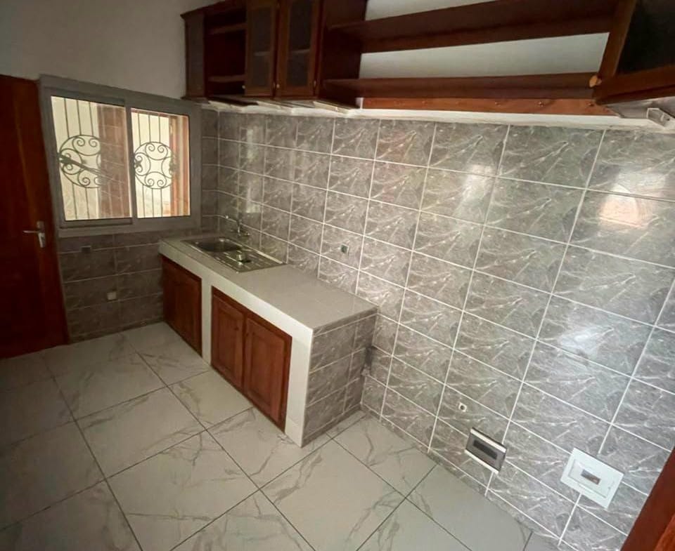 Appartement haut standing 3 chambres, Yaoundé Mimboman