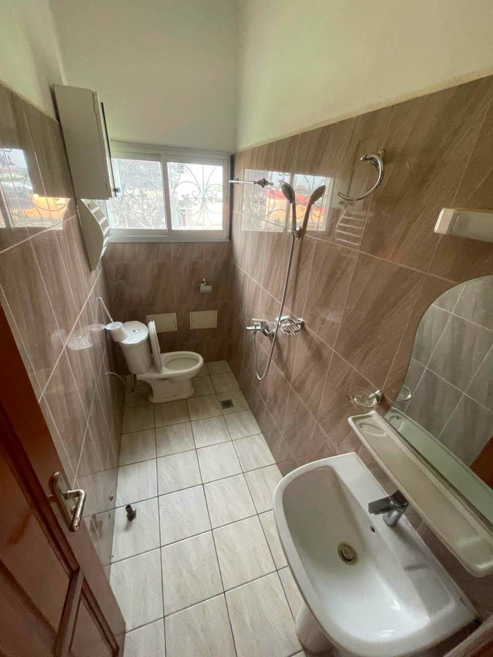 Appartement haut standing 3 chambres, Yaoundé Mimboman