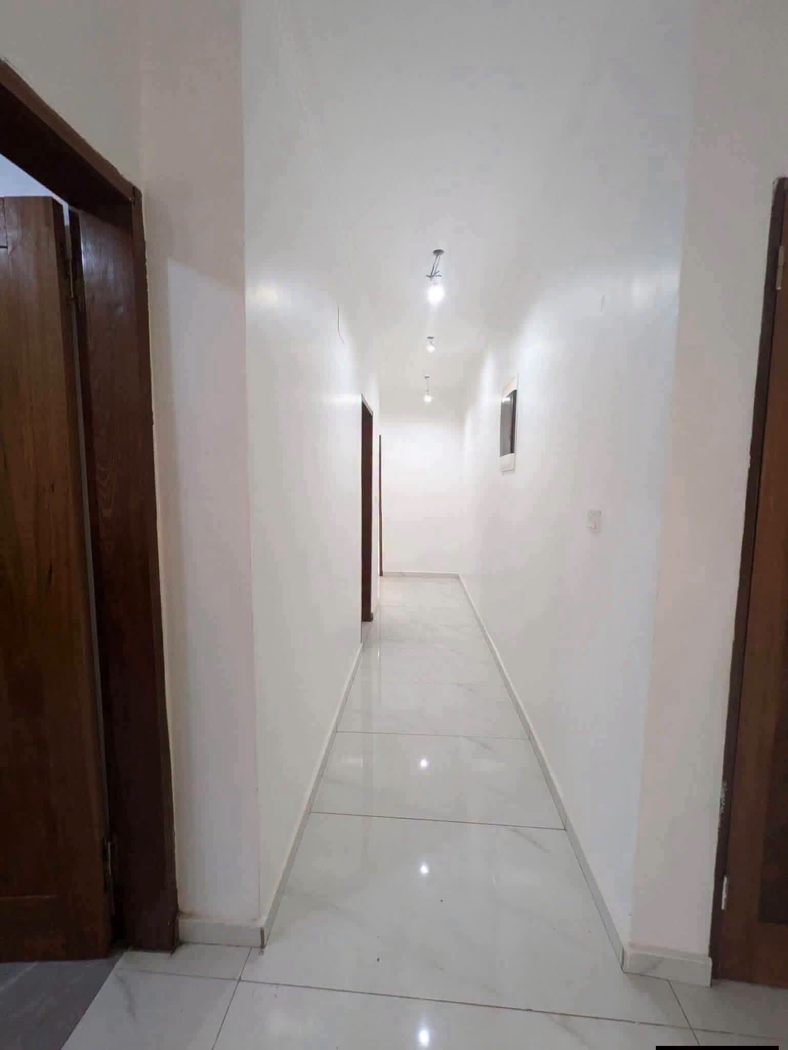 Appartement neuf 2 chambres à louer à Yaoundé Omnisports