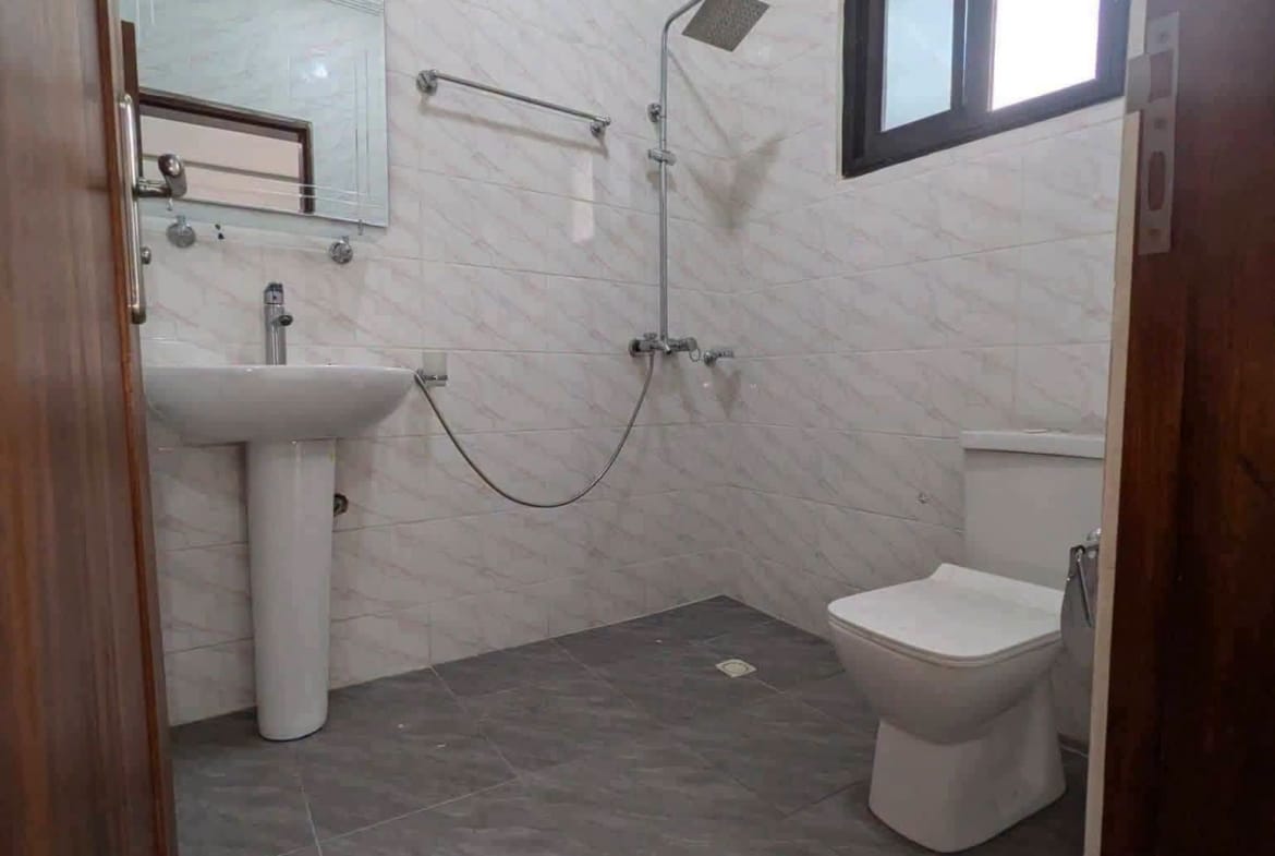 Appartement neuf 2 chambres à louer à Yaoundé Omnisports