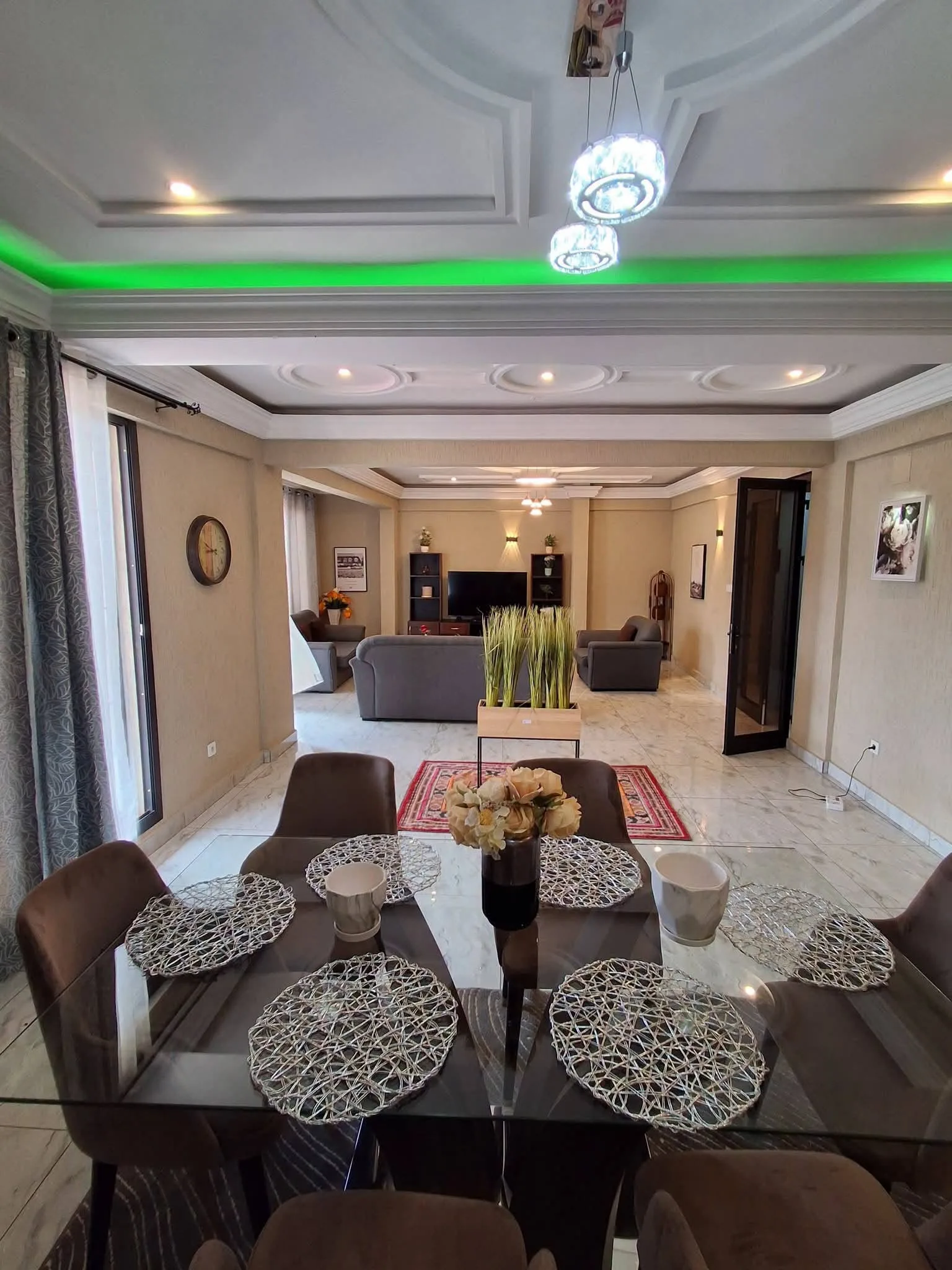 Appartement meublé de standing à louer, Omnisport Yaoundé