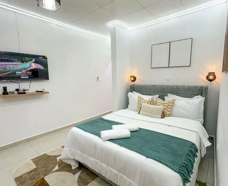 STUDIO MEUBLÉ HAUT STANDING À LOUER YAOUNDÉ BASTOS
