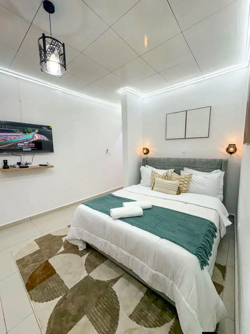 STUDIO MEUBLÉ HAUT STANDING À LOUER YAOUNDÉ BASTOS