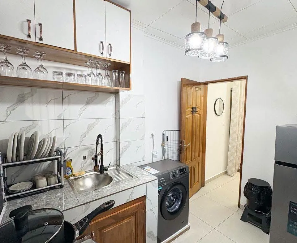 STUDIO MEUBLÉ HAUT STANDING À LOUER YAOUNDÉ BASTOS