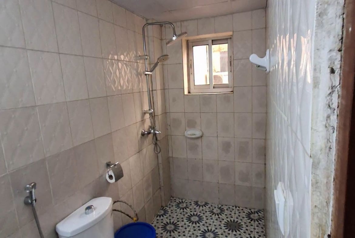Studio meublé avec climatisation et eau chaude, Yaoundé Elig Essono