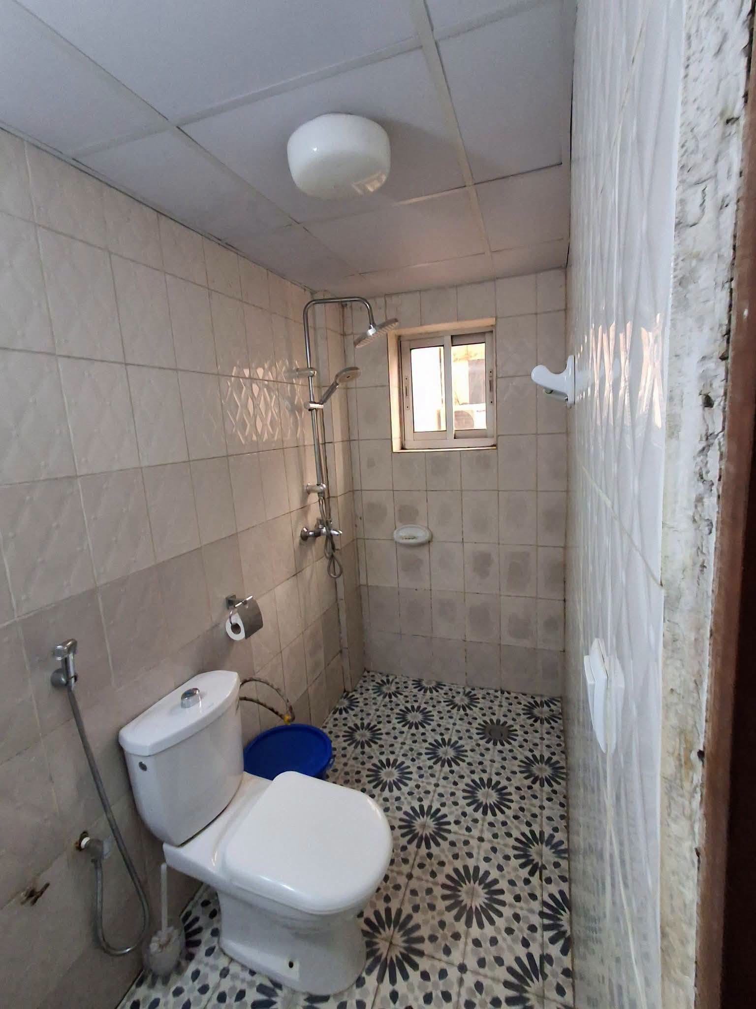 Studio meublé avec climatisation et eau chaude, Yaoundé Elig Essono