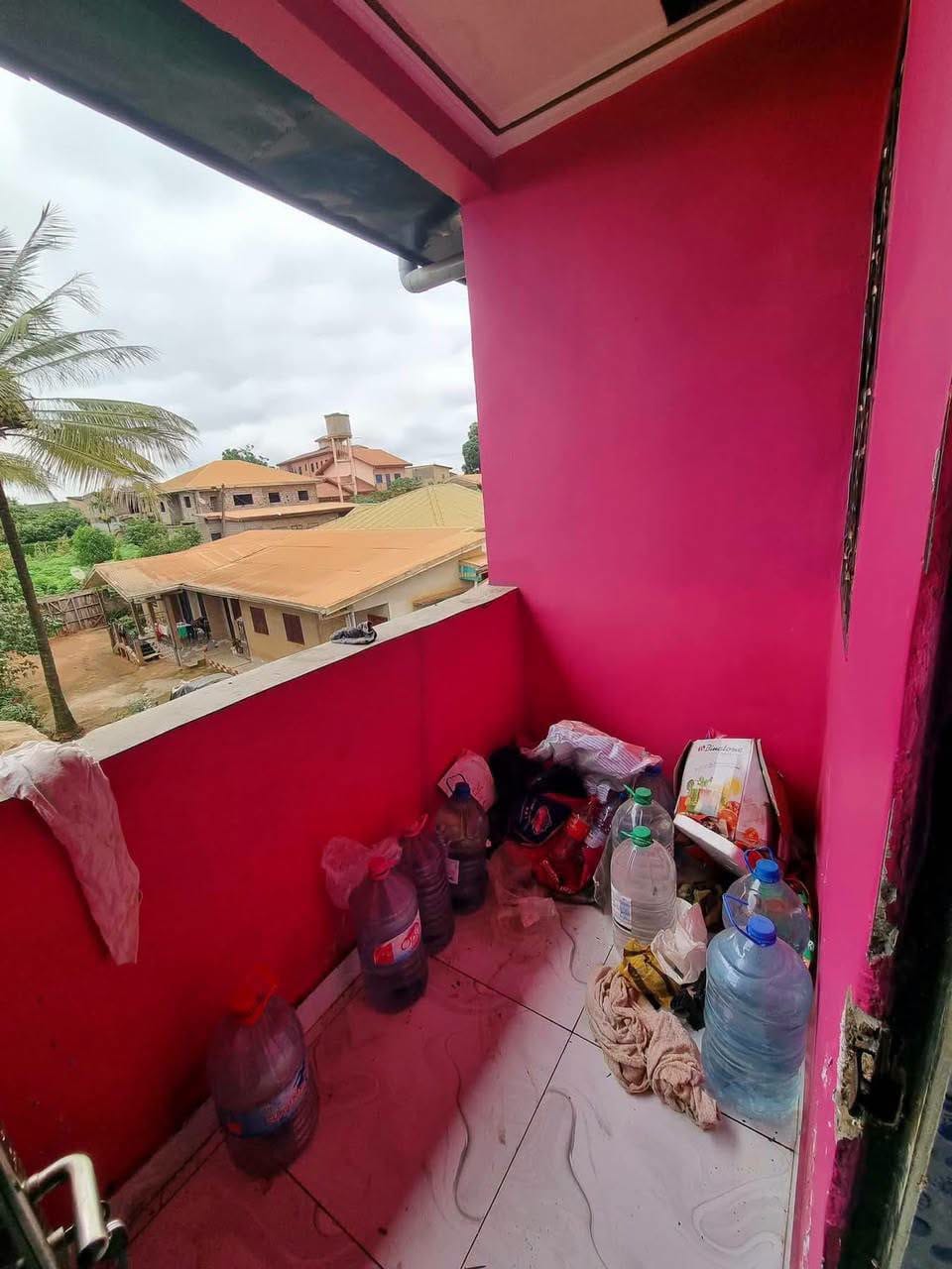 Studio VIP avec parking à louer, Nkolfoulou Yaoundé