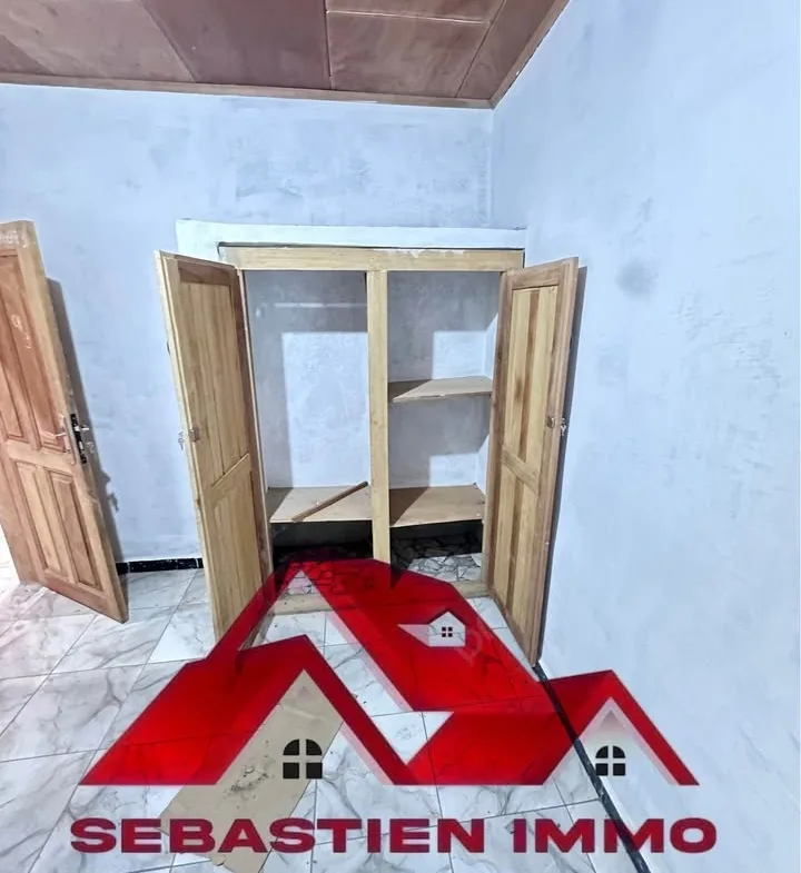STUDIO MODERNE NOUVELLEMENT CONSTRUIT, BERTOUA NKOLBIKON