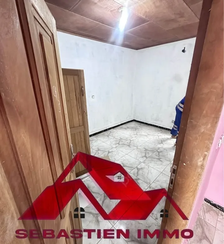 STUDIO MODERNE NOUVELLEMENT CONSTRUIT, BERTOUA NKOLBIKON