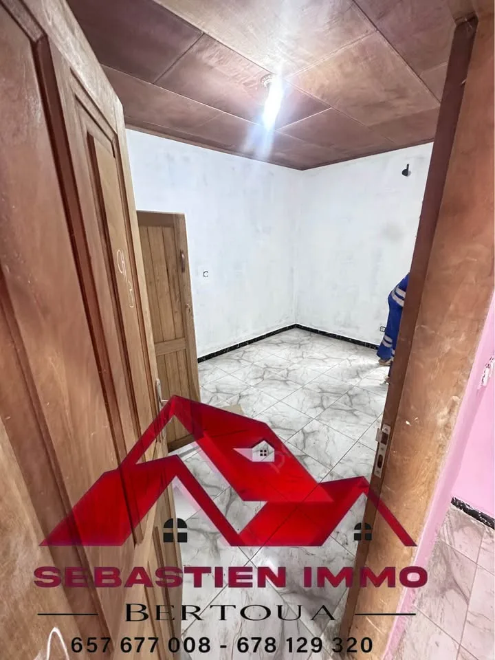 STUDIO MODERNE NOUVELLEMENT CONSTRUIT, BERTOUA NKOLBIKON