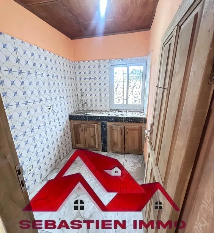 STUDIO MODERNE NOUVELLEMENT CONSTRUIT, BERTOUA NKOLBIKON