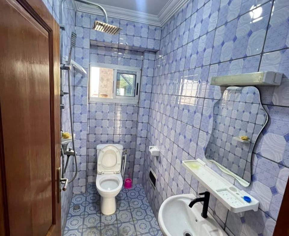 STUDIO MODERNE HAUT STANDING STAFFÉ SITUÉ À DOUALA NDOGBONG