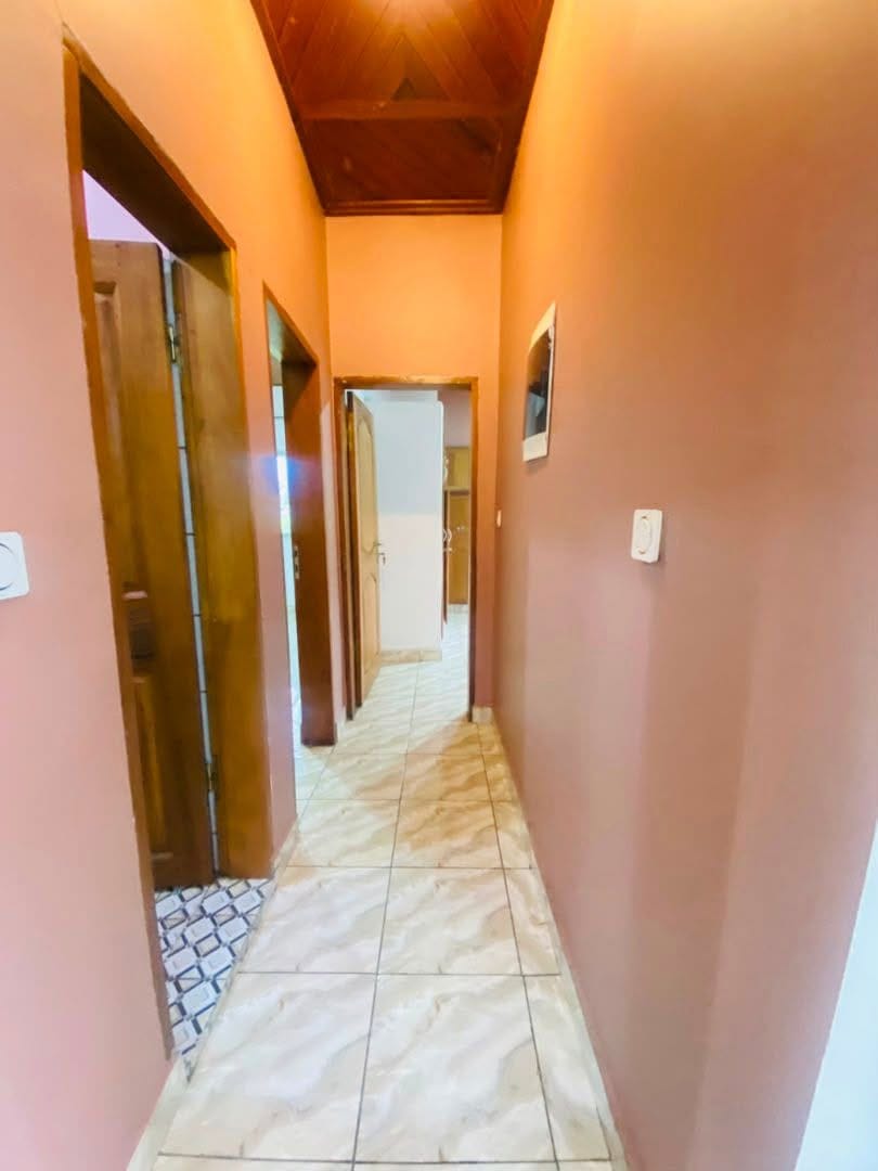 APPARTEMENT MODERNE STAFFÉ SITUÉ À KOTTO BADEN BADEN