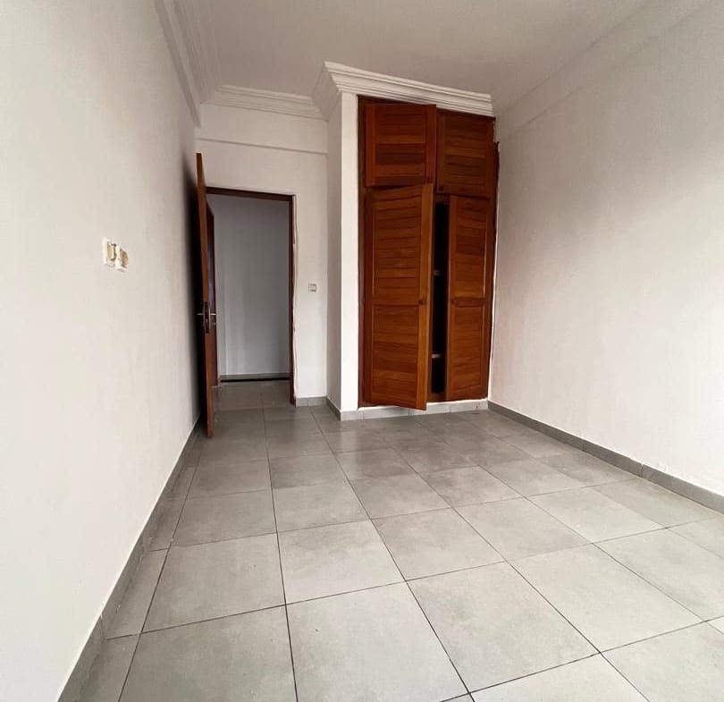 APPARTEMENT MODERNE SITUÉ À LOGBESSOU À 50m DU NOUVEAU GOUDRON