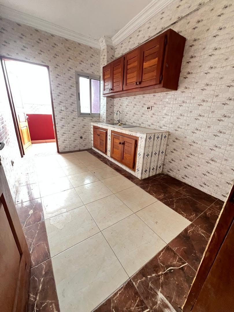 APPARTEMENT MODERNE SITUÉ À LOGBESSOU À 50m DU NOUVEAU GOUDRON