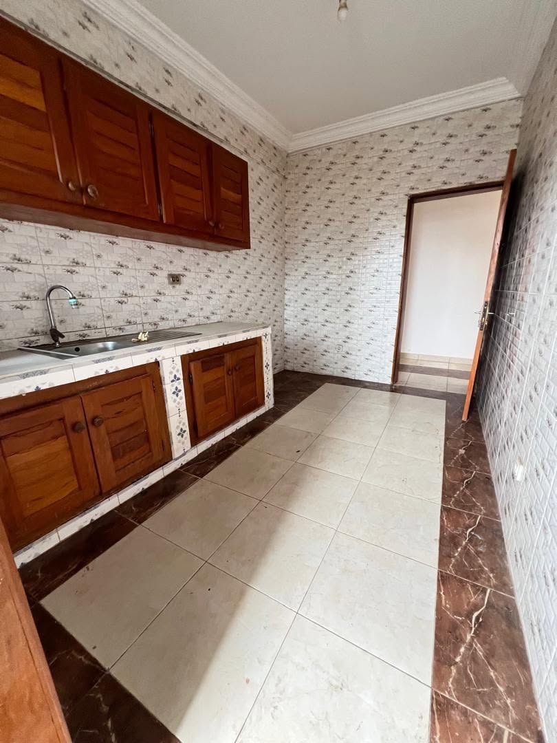 APPARTEMENT MODERNE SITUÉ À LOGBESSOU À 50m DU NOUVEAU GOUDRON