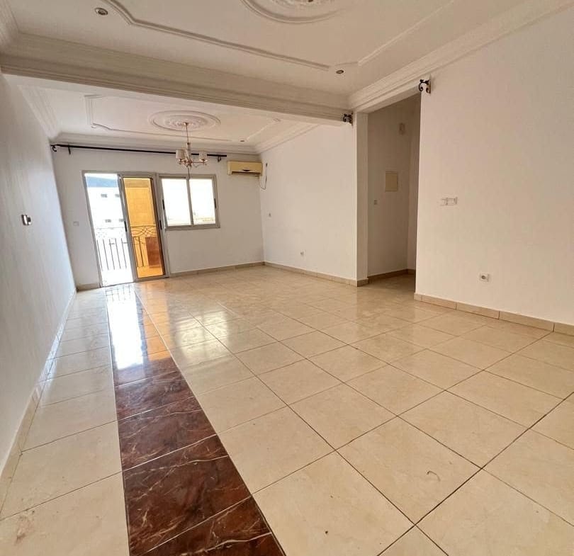 APPARTEMENT MODERNE SITUÉ À LOGBESSOU À 50m DU NOUVEAU GOUDRON