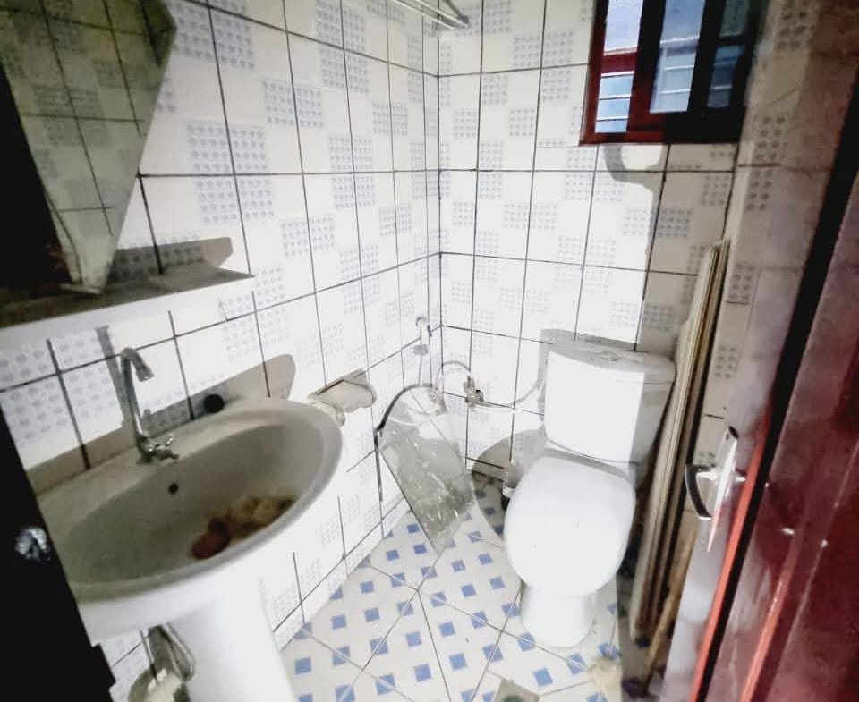 GRAND APPARTEMENT MODERNE STAFFÉ SITUÉ À MAKÉPÉ