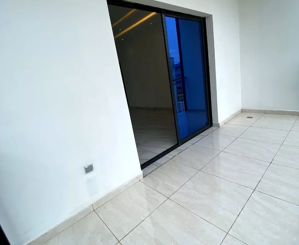 APPARTEMENT NEUF ET MODERNE SITUÉ À DOUALA NKOLBONG