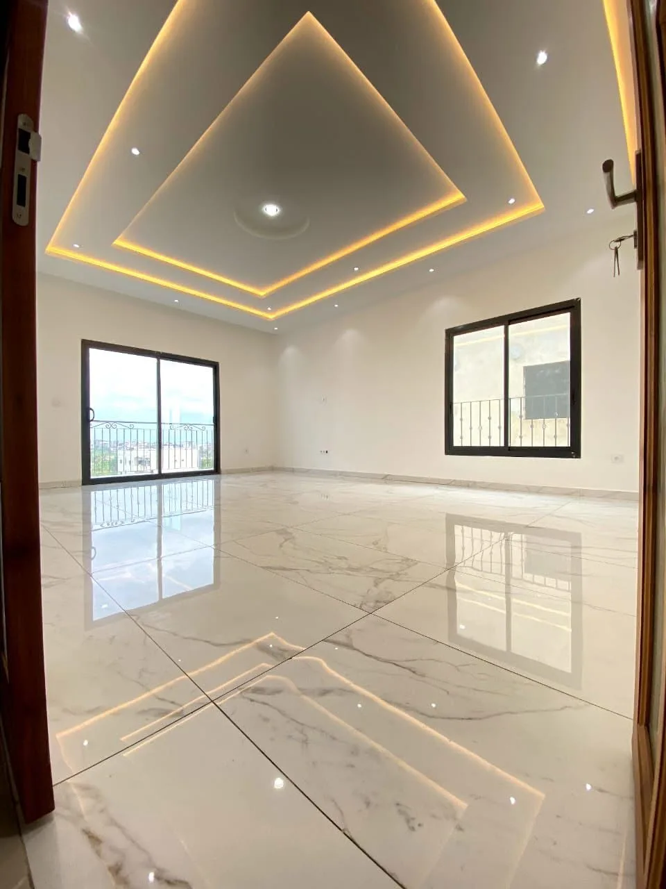 43152- APPARTEMENT NEUF ET MODERNE SITUÉ À DOUALA NKOLBONG