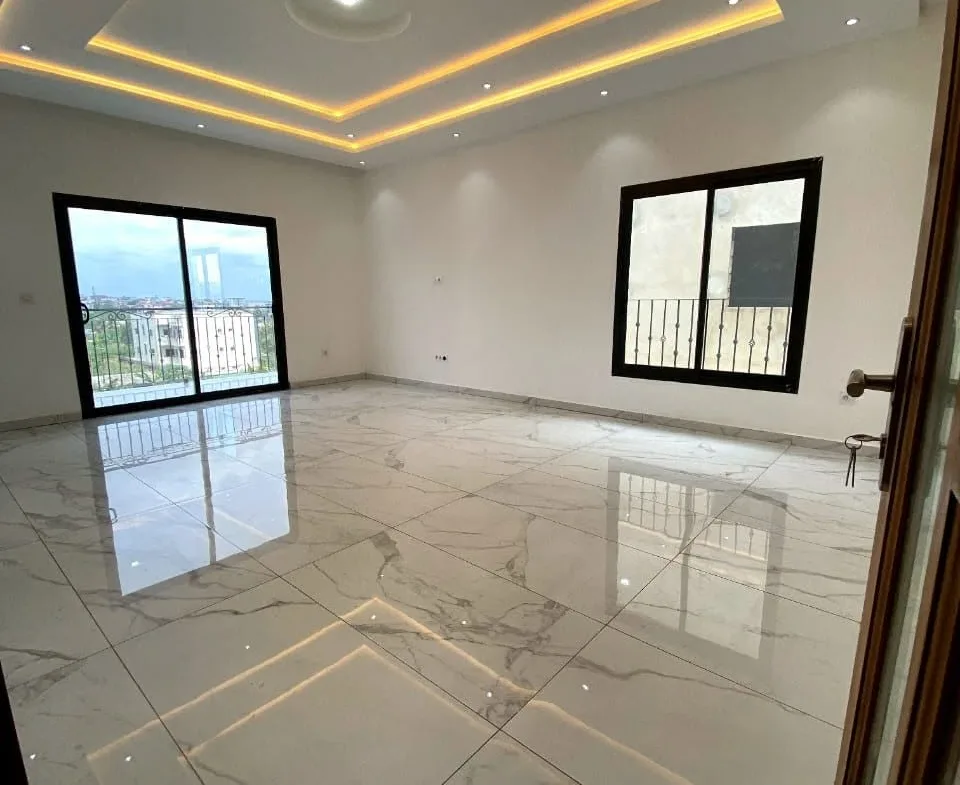 APPARTEMENT NEUF ET MODERNE SITUÉ À DOUALA NKOLBONG