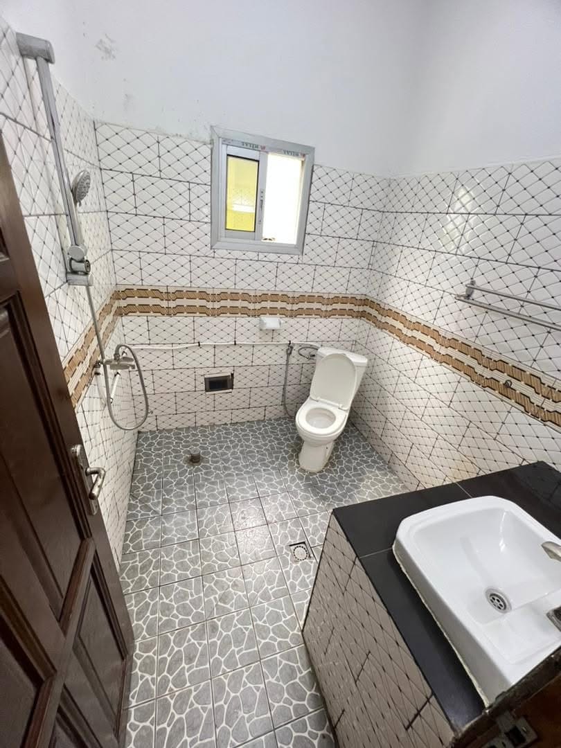 GRAND APPARTEMENT MODERNE STAFFÉ SITUÉ À NYALLA PARISO